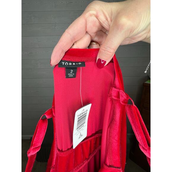 Torrid Jester red velvet cami wide leg jumpsuit NWT Size 2(2X) - Picture 8 of 11
